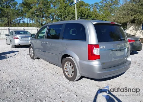 2013 Chrysler Town & Country Touring из США, поврежденный, VIN 2C4RC1BG5DR674817